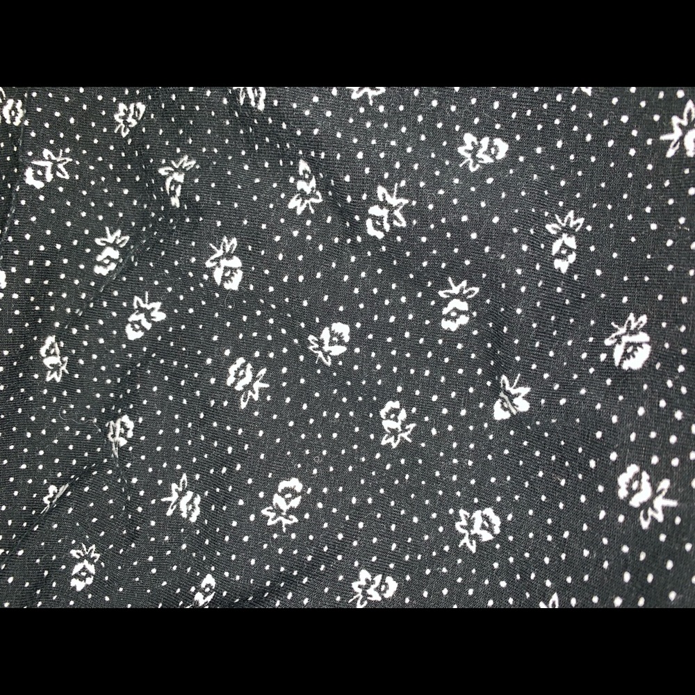 H&M Top - Picture 3 of 4